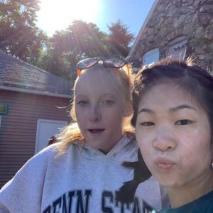 Meet your Posher, Charlotte